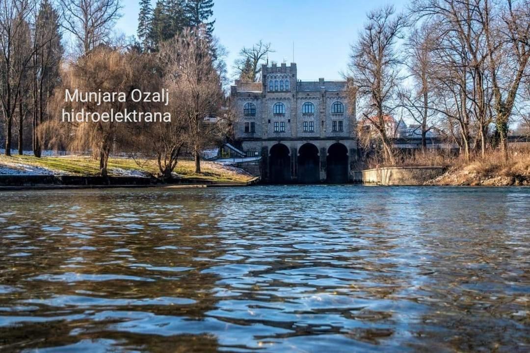 Apartman Ferenac Ozalj Eksteriør billede